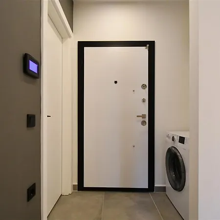 0009 Cozy 2-room For Rent In The Heart Of Mahmutlar Close To The Sea Apartment *